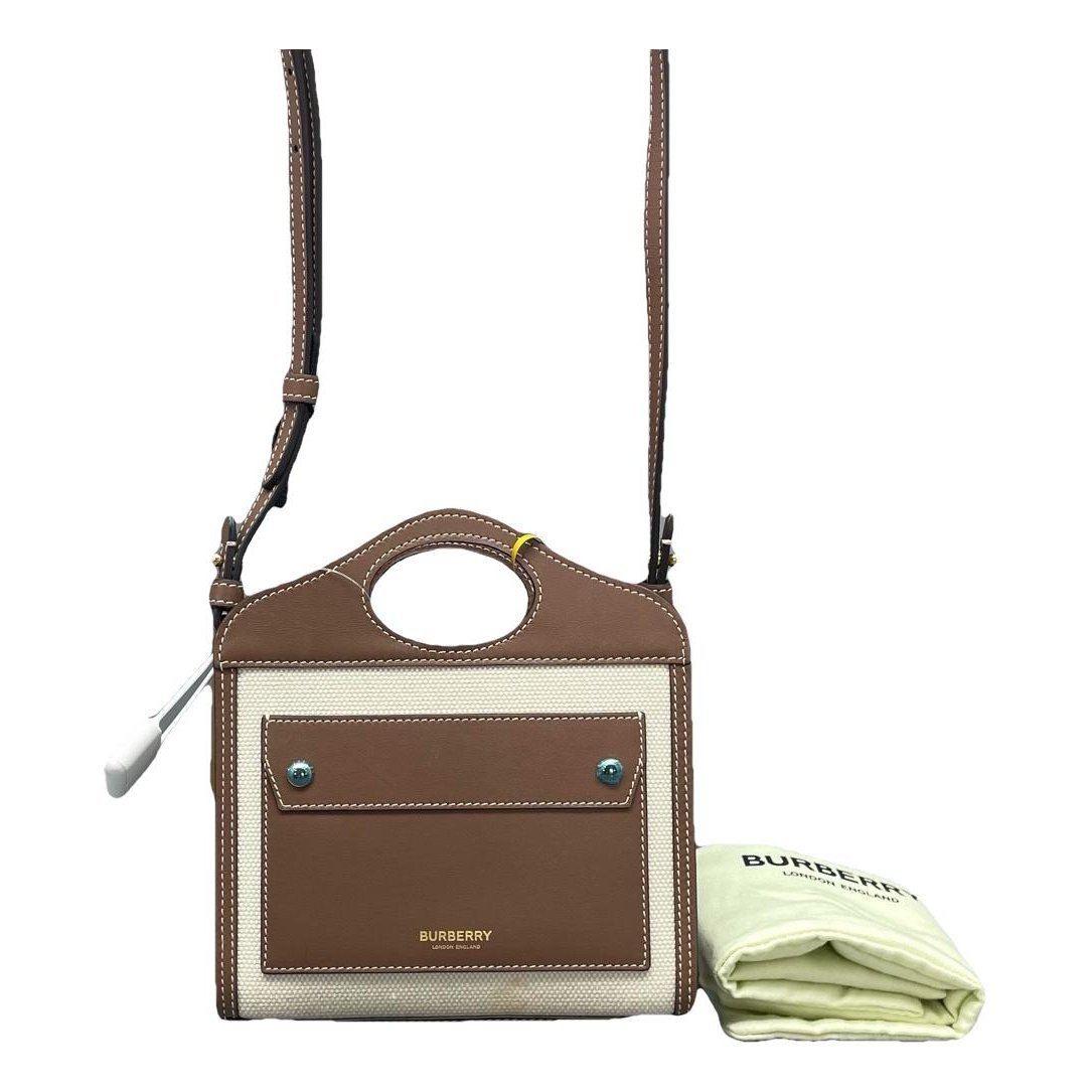 Pocket leather handbag