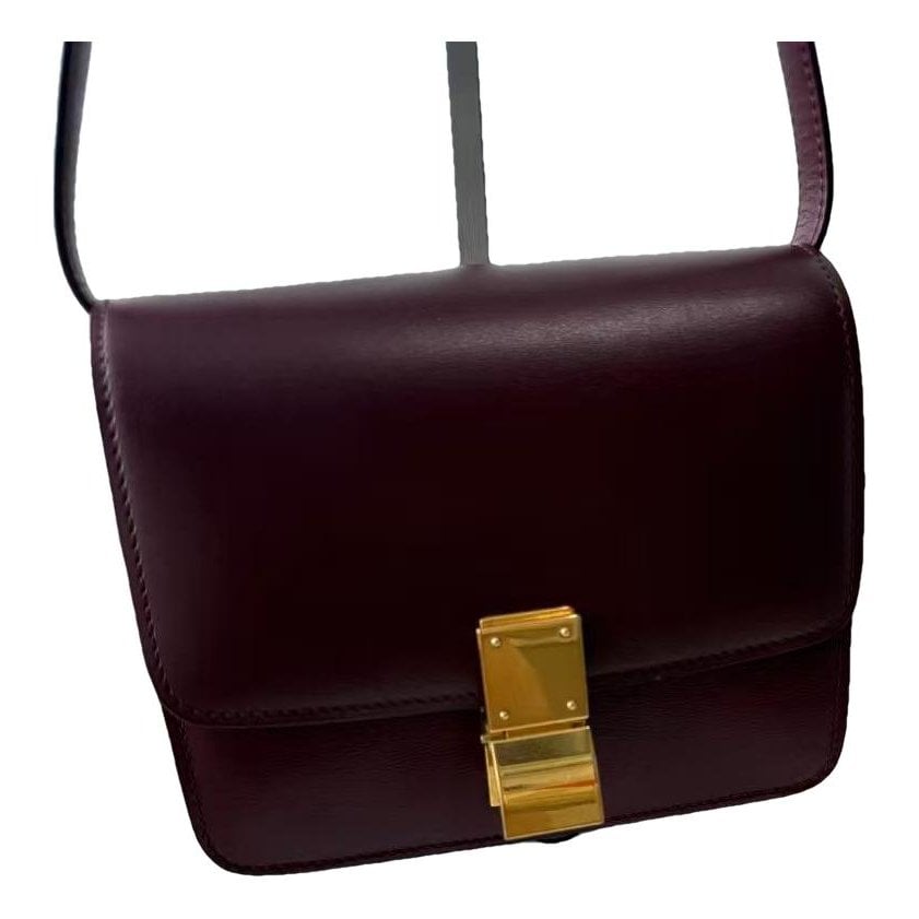 Classic leather crossbody bag