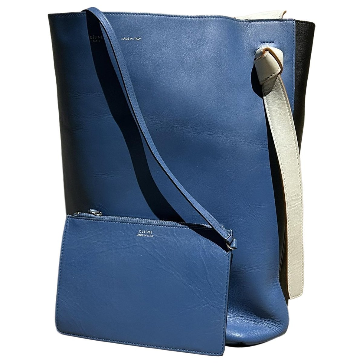 Twisted leather tote