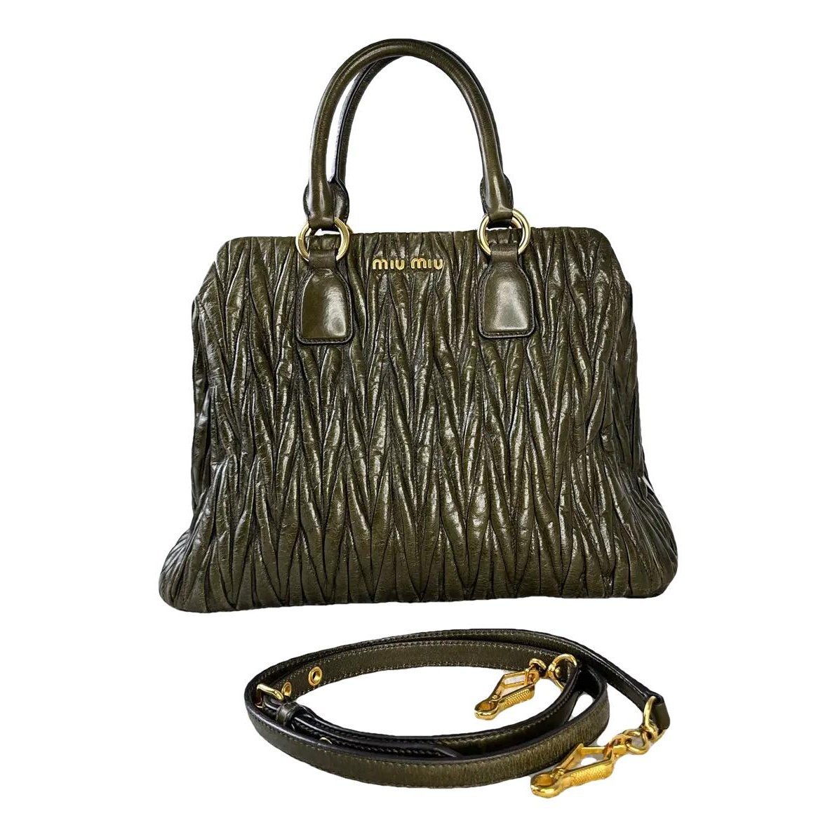 Matelassé leather handbag