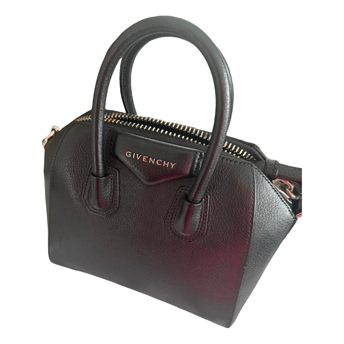 Antigona leather handbag