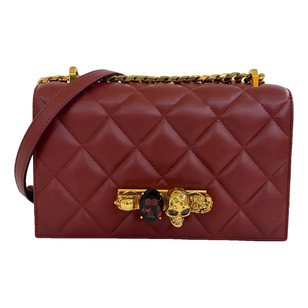 Knuckle leather handbag
