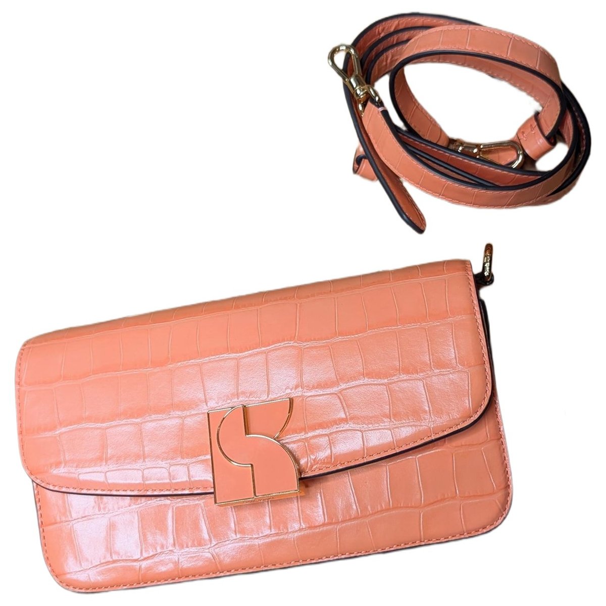 Leather crossbody bag