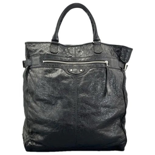 City leather handbag