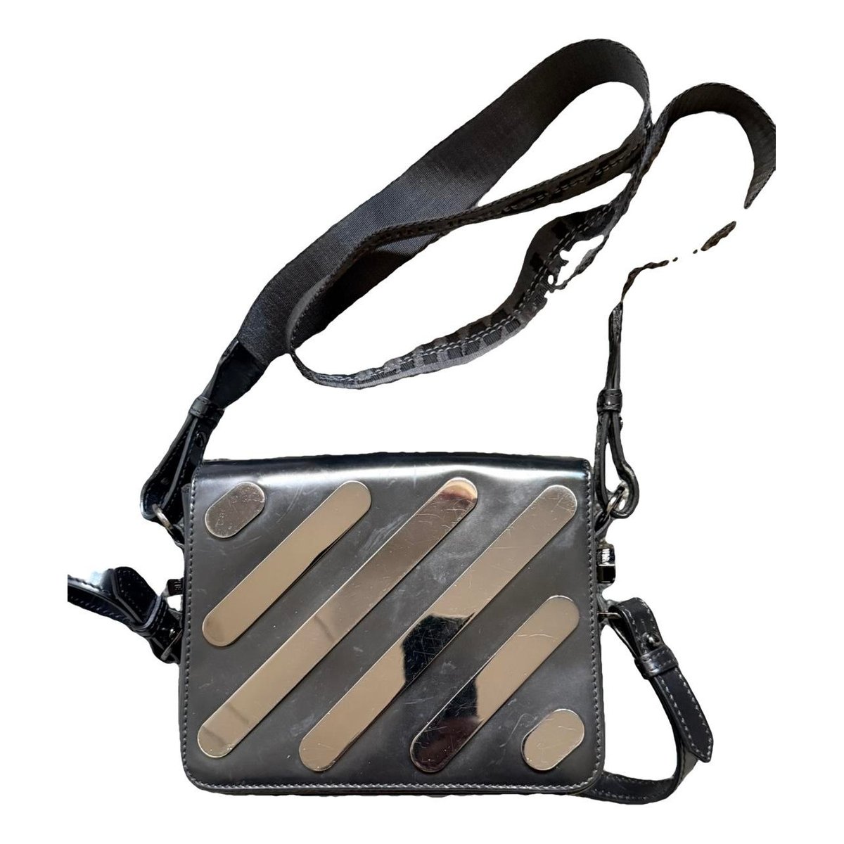Binder leather handbag