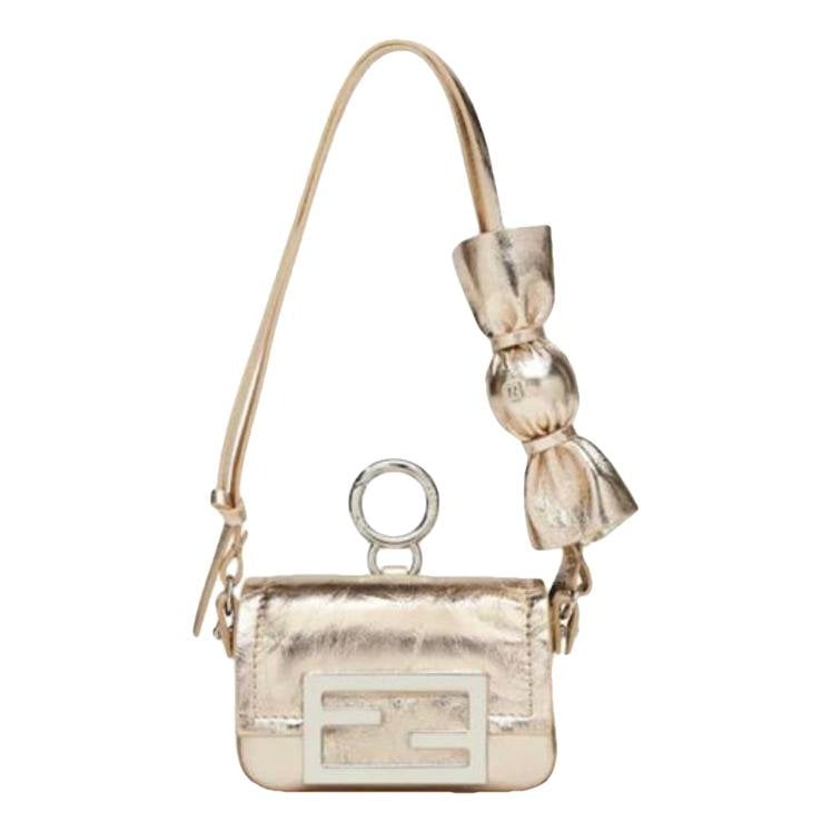 Baguette leather handbag