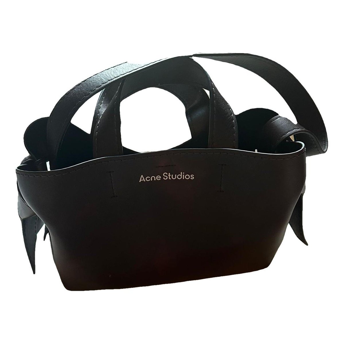 Musubi leather handbag