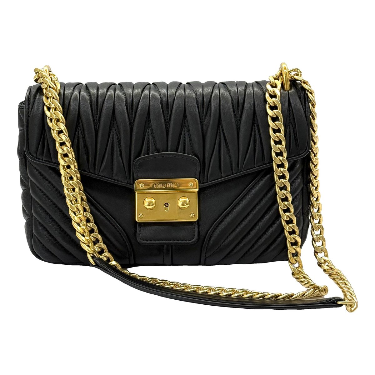 Matelassé leather handbag