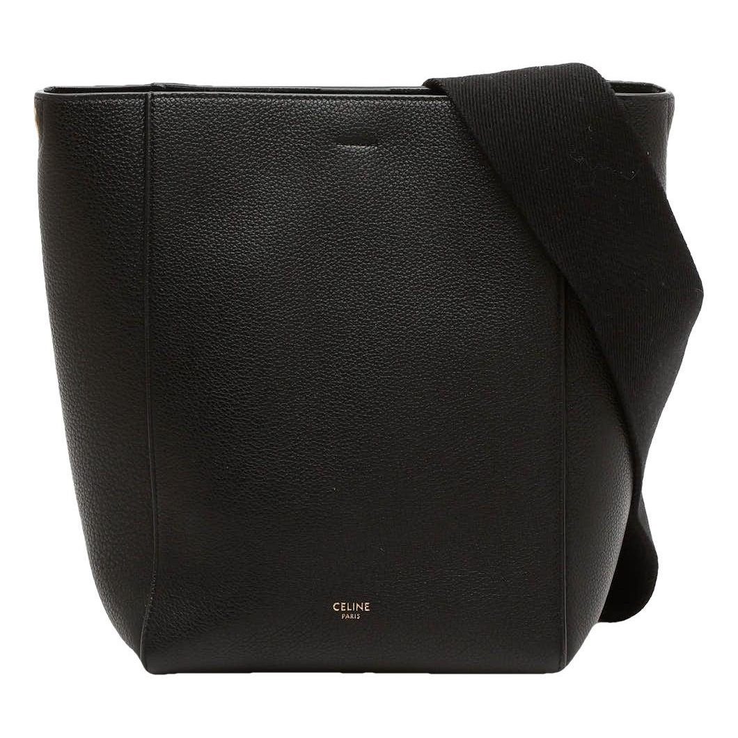 Clasp Bucket leather handbag