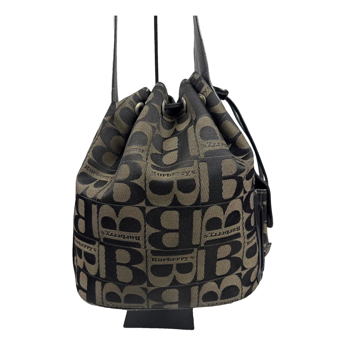 The Bucket leather handbag
