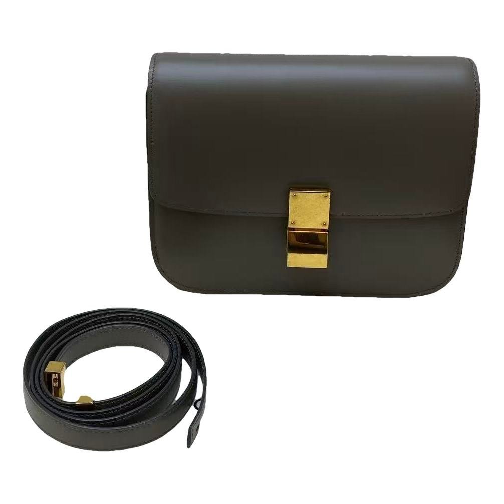 Classic leather handbag