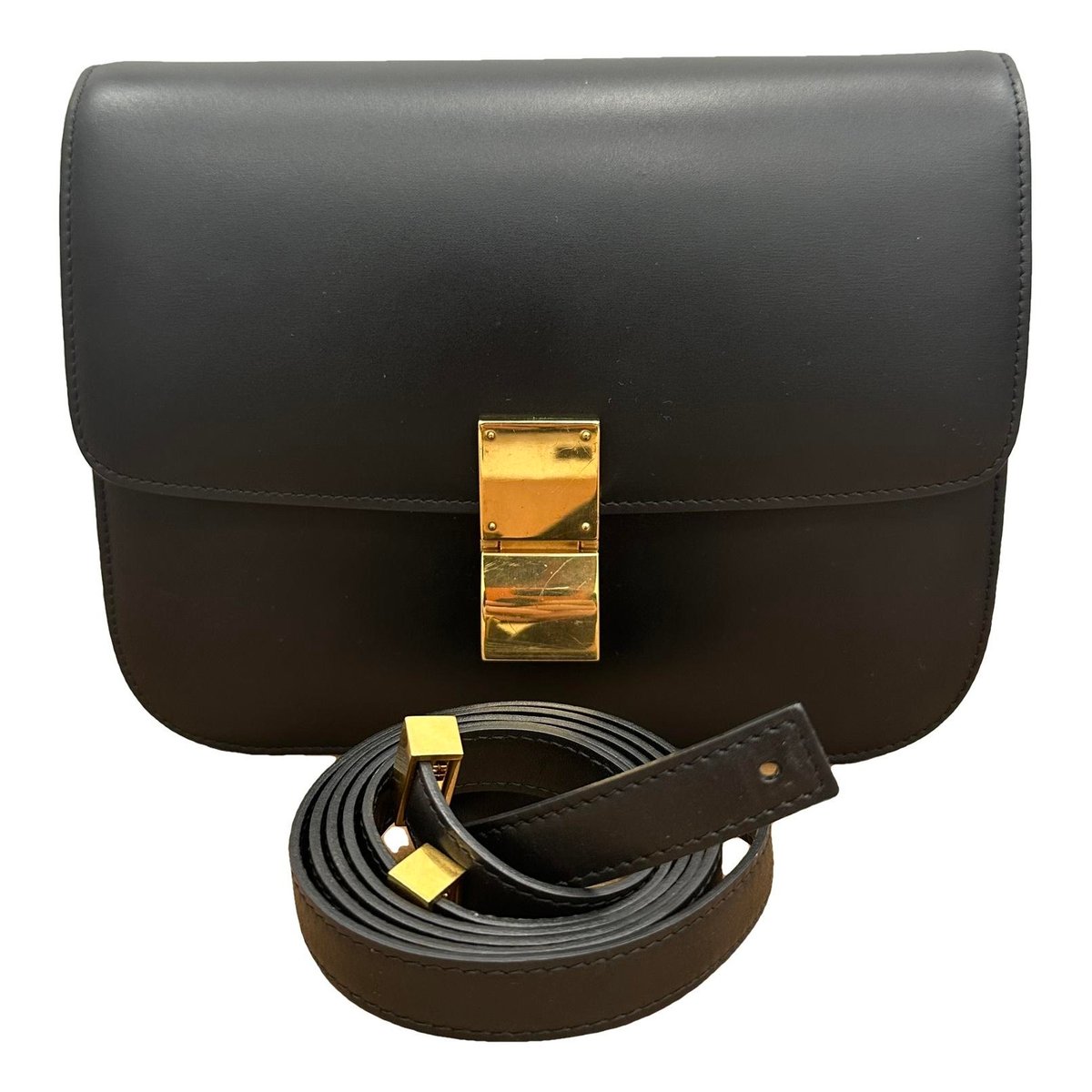 Classic leather handbag