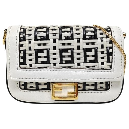 Baguette Chain leather handbag