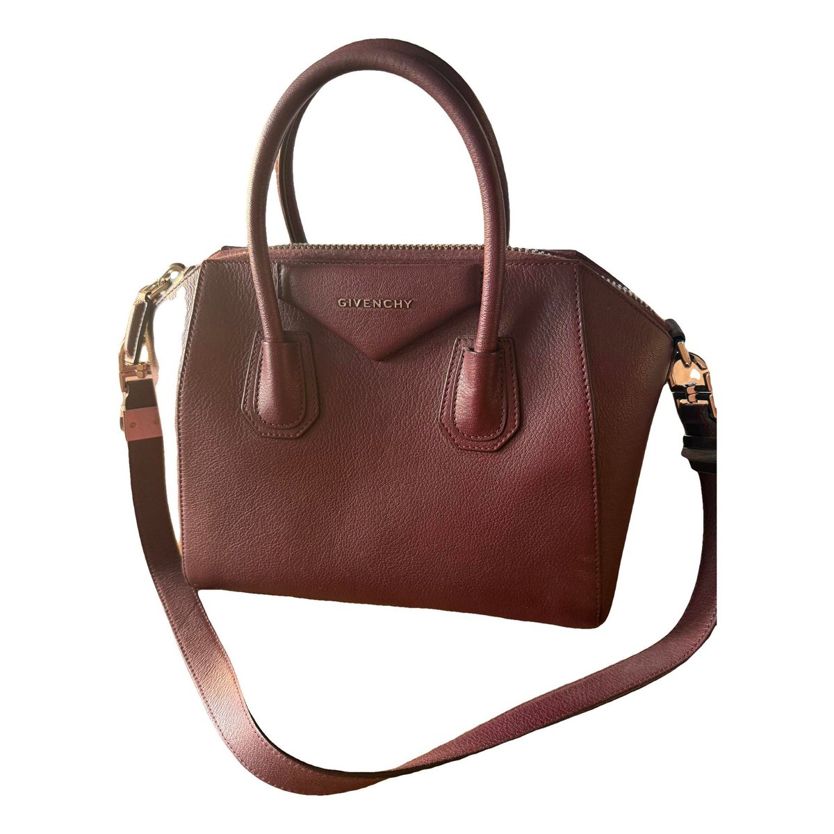 Antigona leather handbag