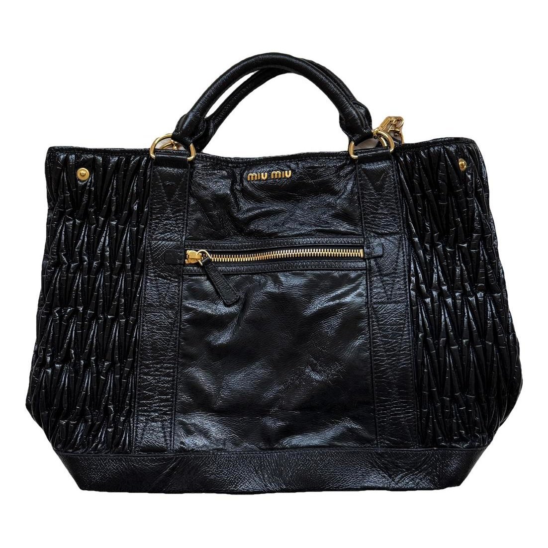 Matelassé patent leather tote