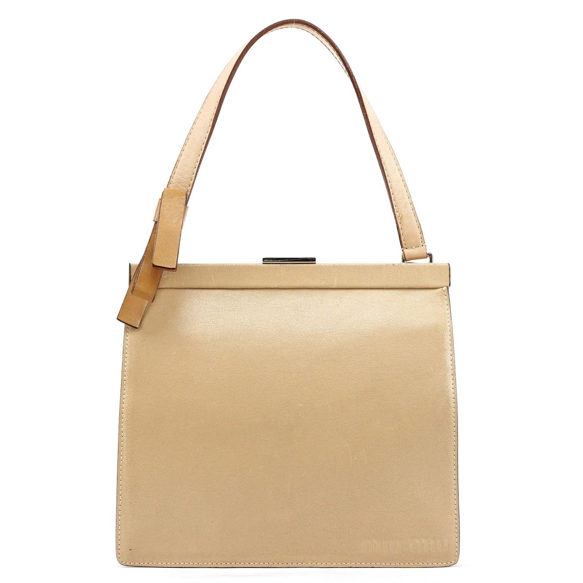 Pocket leather handbag