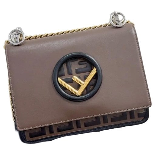 Kan I Logo leather crossbody bag