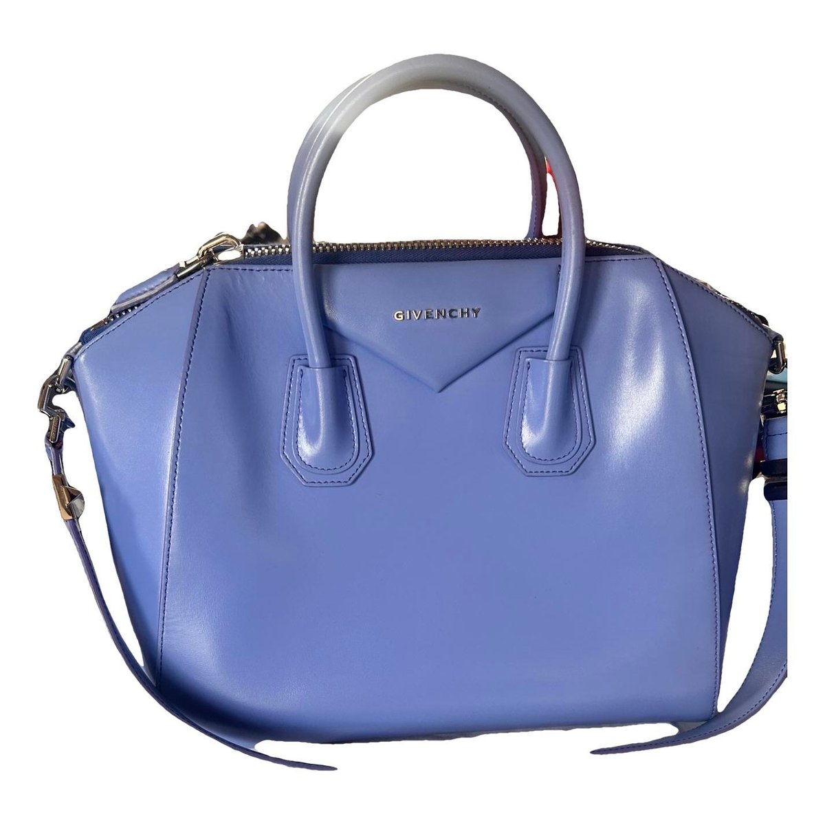 Antigona leather handbag