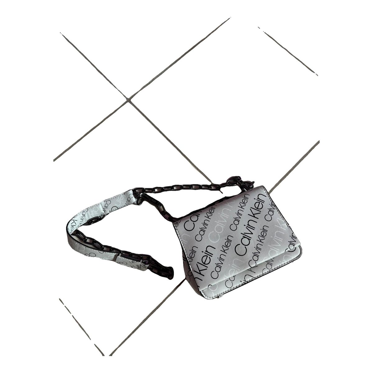 Leather crossbody bag