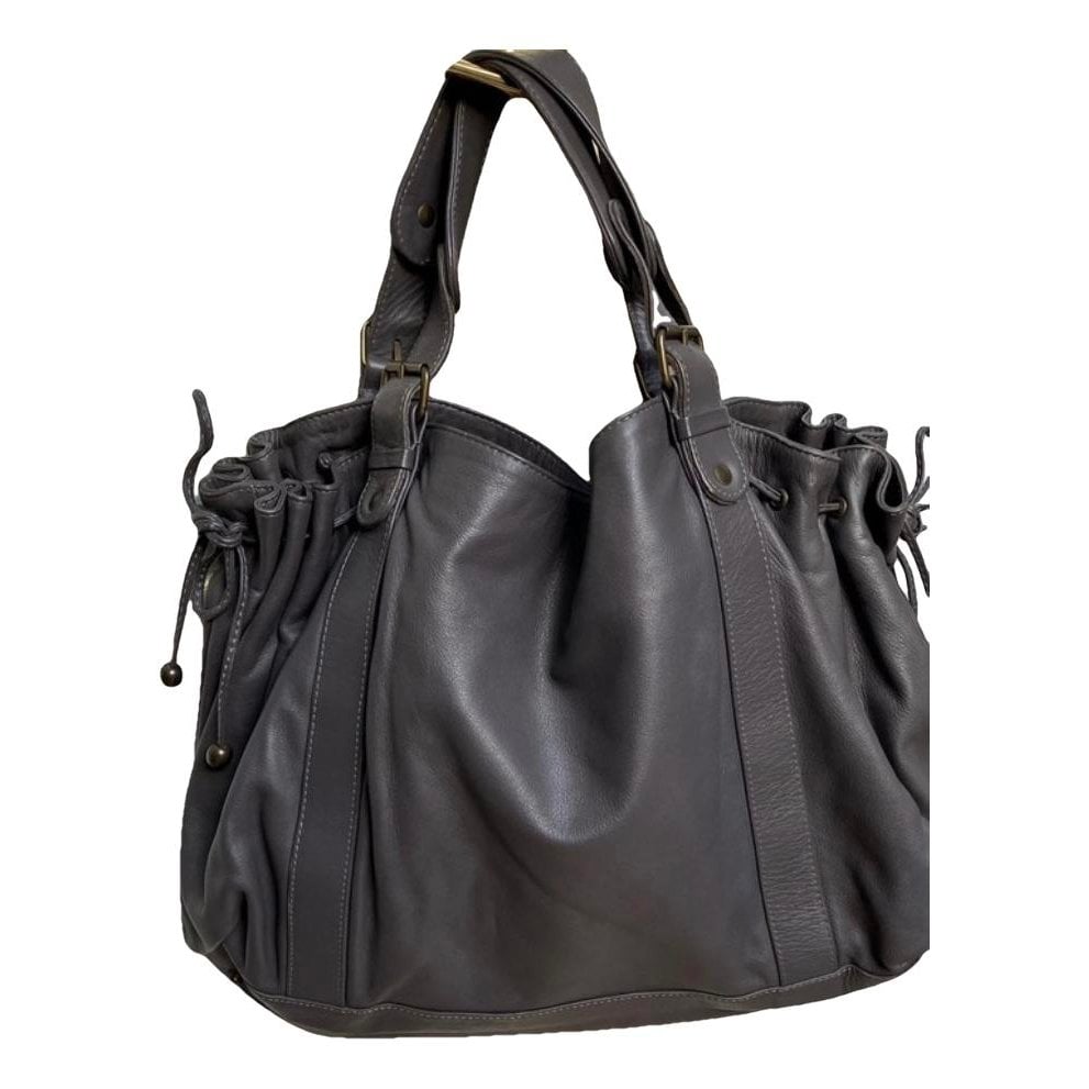 36 H leather handbag
