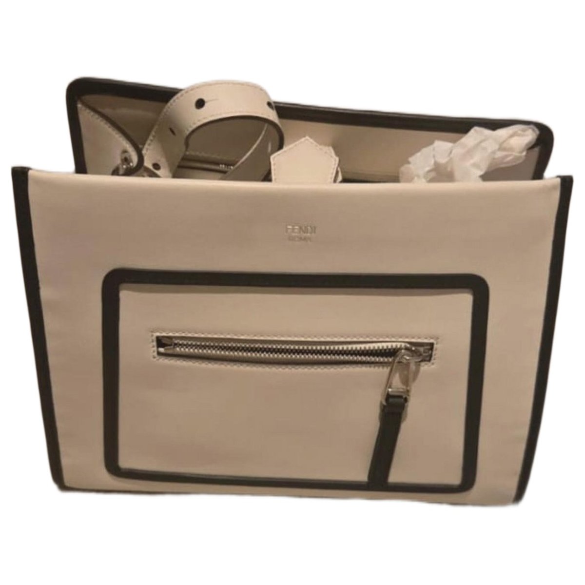 Runaway leather handbag