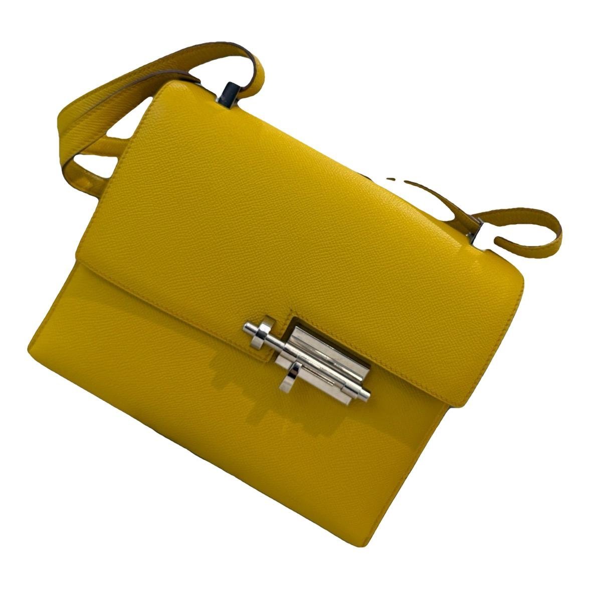 Verrou leather handbag