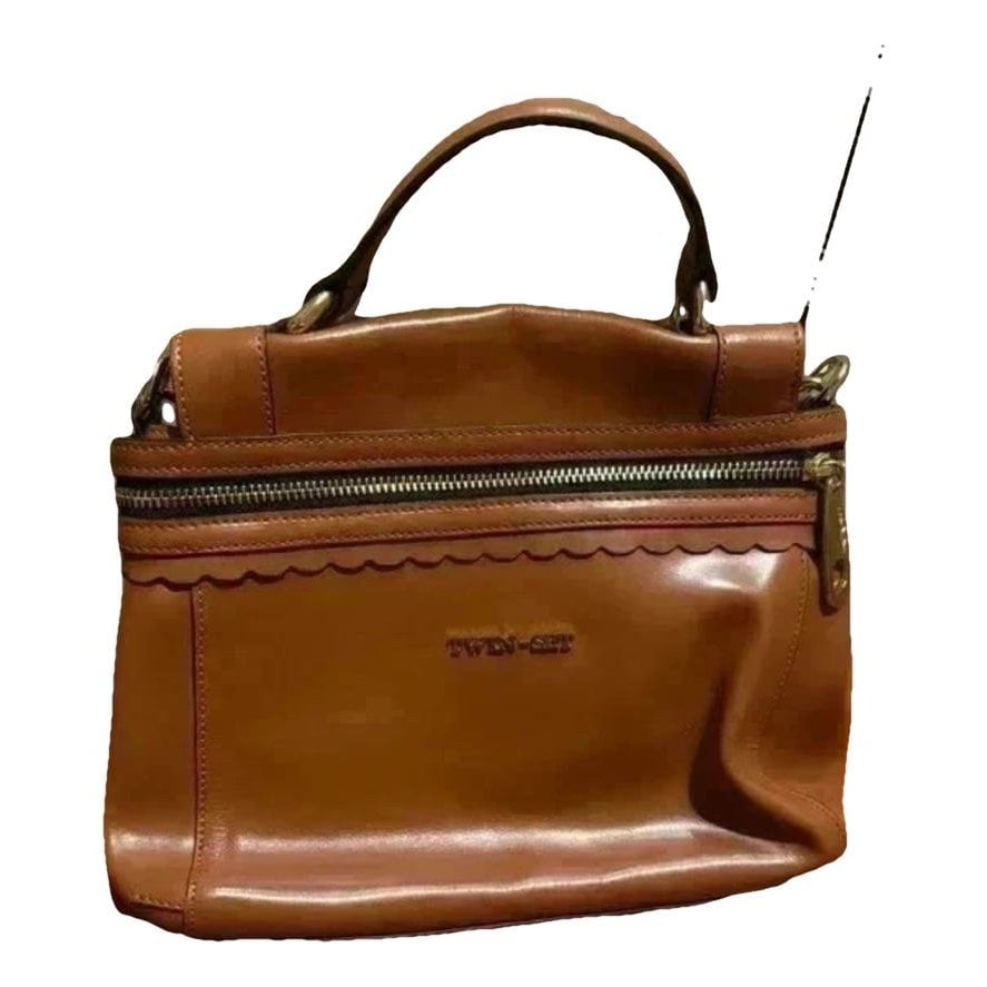 Leather crossbody bag