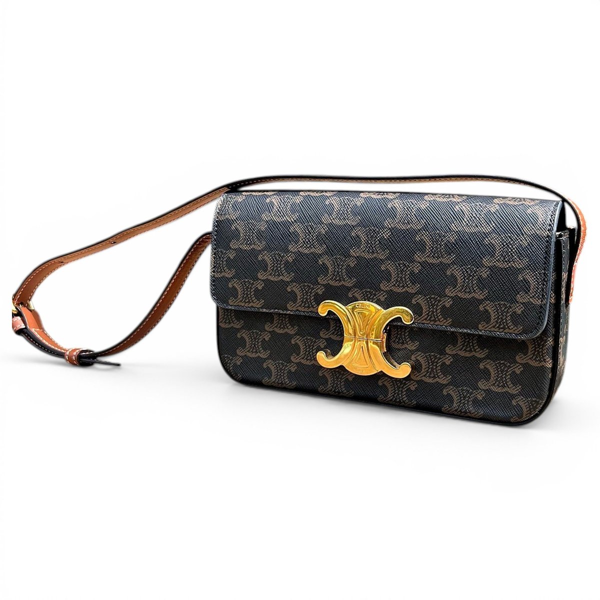Triomphe Long leather handbag