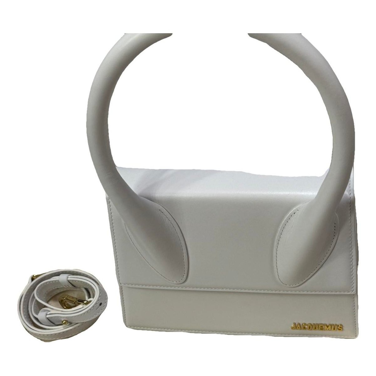 Le Grand Chiquito leather handbag