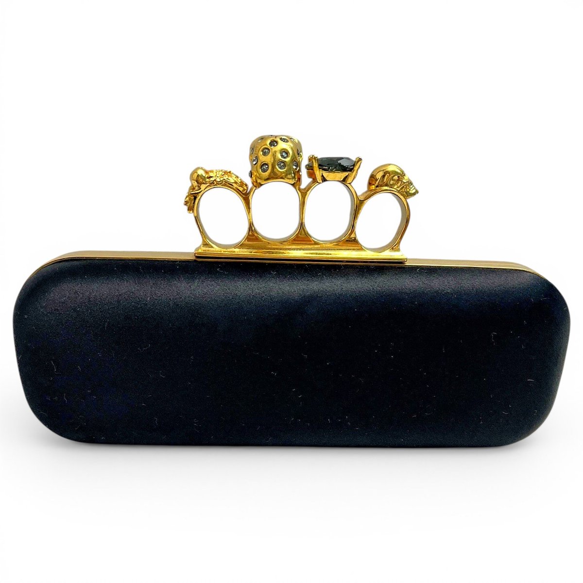 Knuckle silk clutch bag