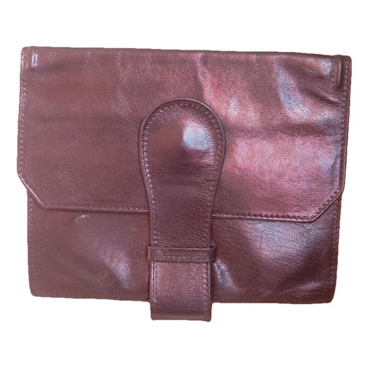 Leather clutch bag