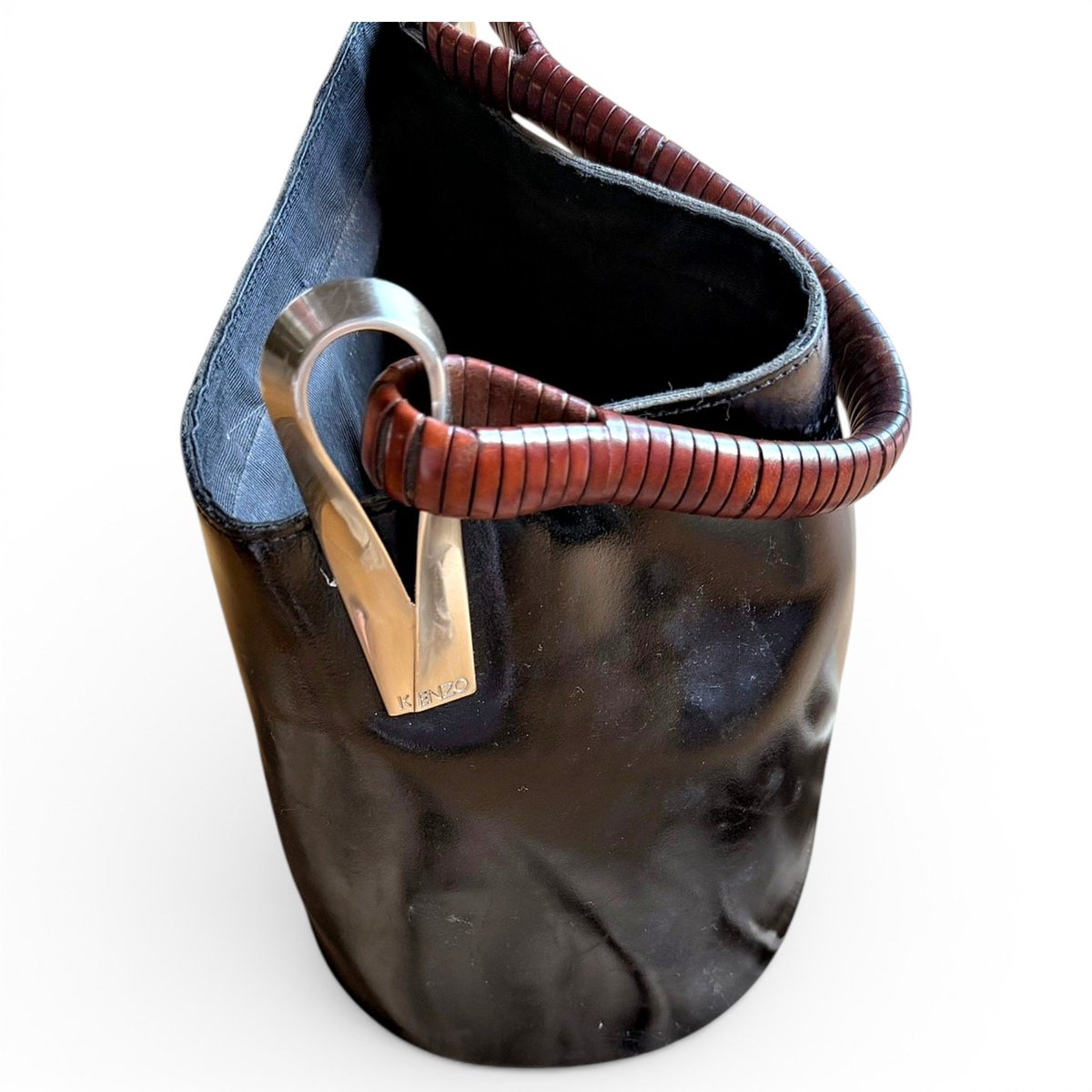 Pagodon leather handbag