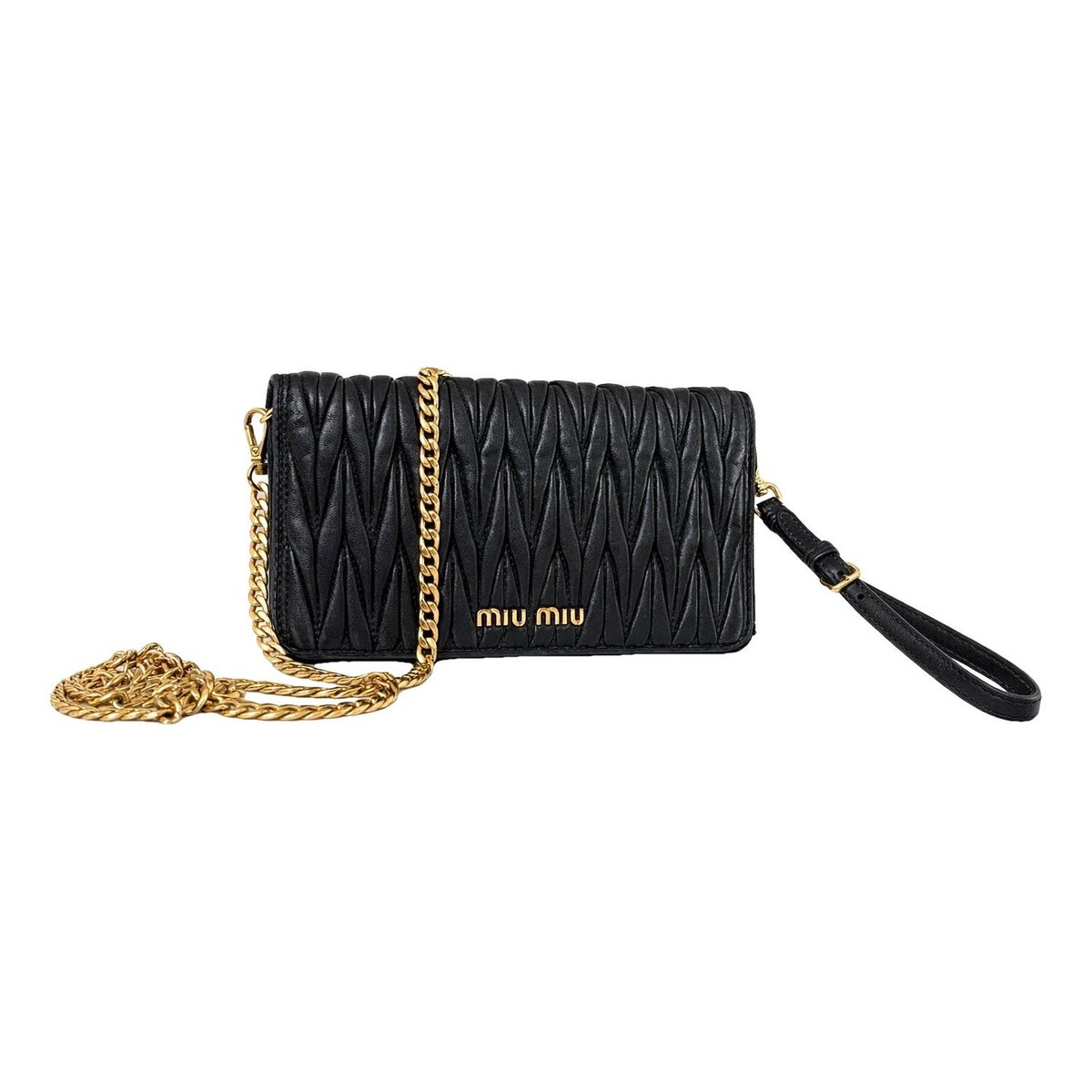 Matelassé rabbit clutch bag