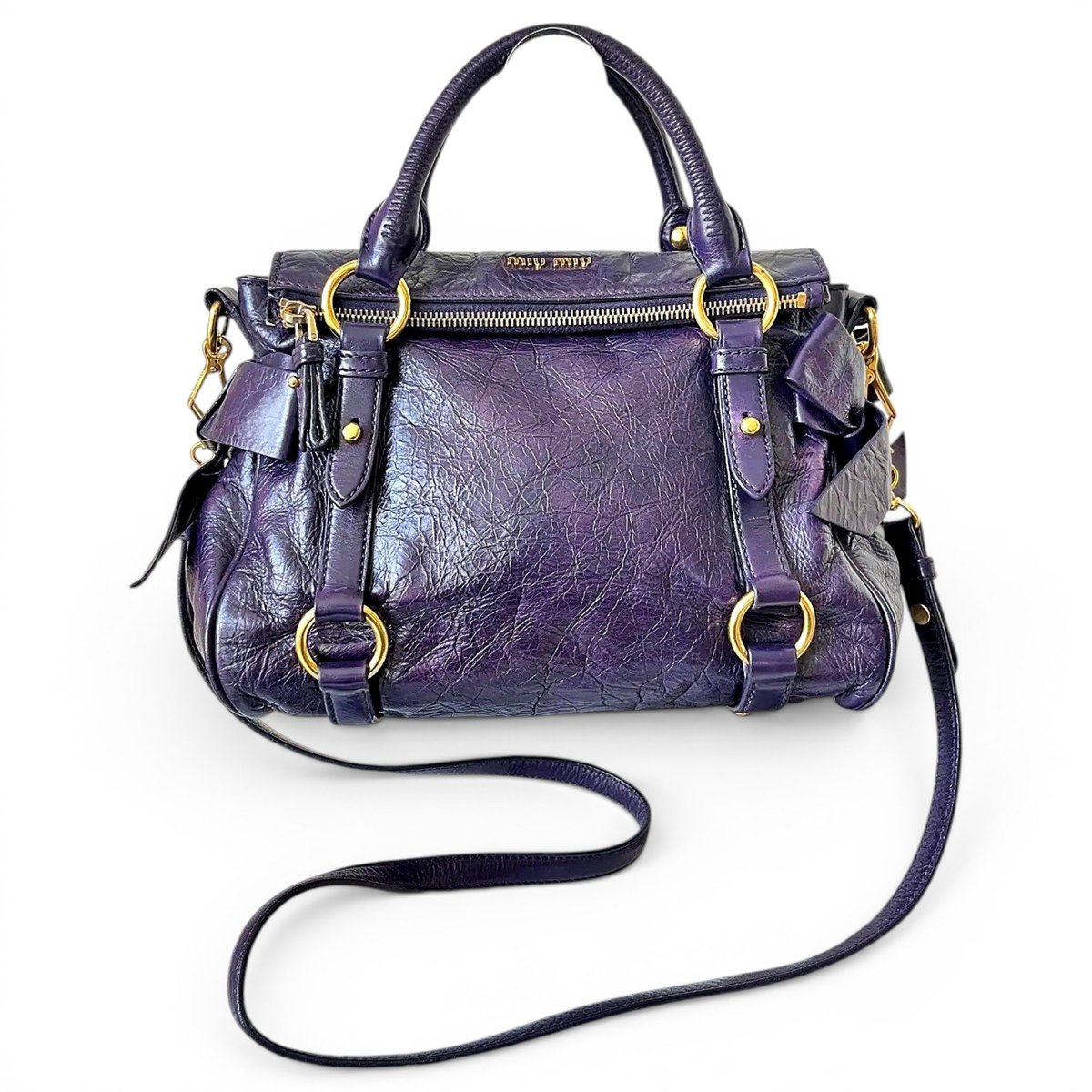 Vitello leather crossbody bag