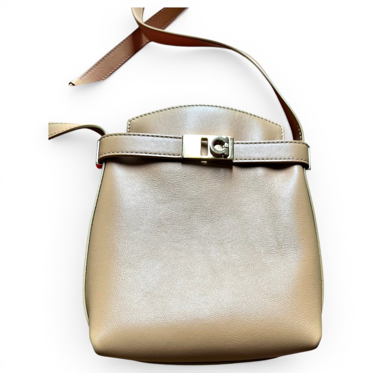Hug leather crossbody bag