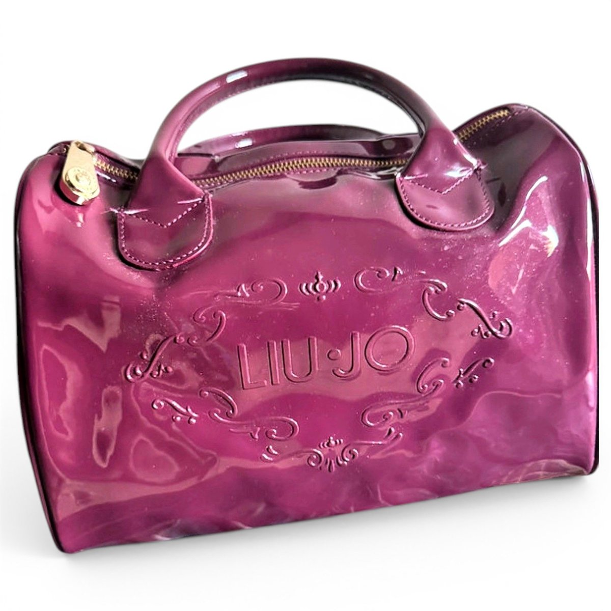 Patent leather handbag