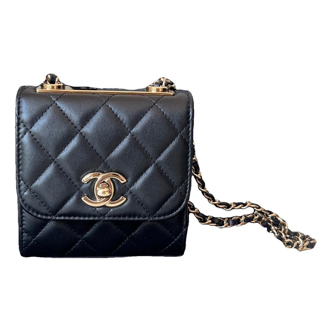 Wallet On Chain Boy leather crossbody bag
