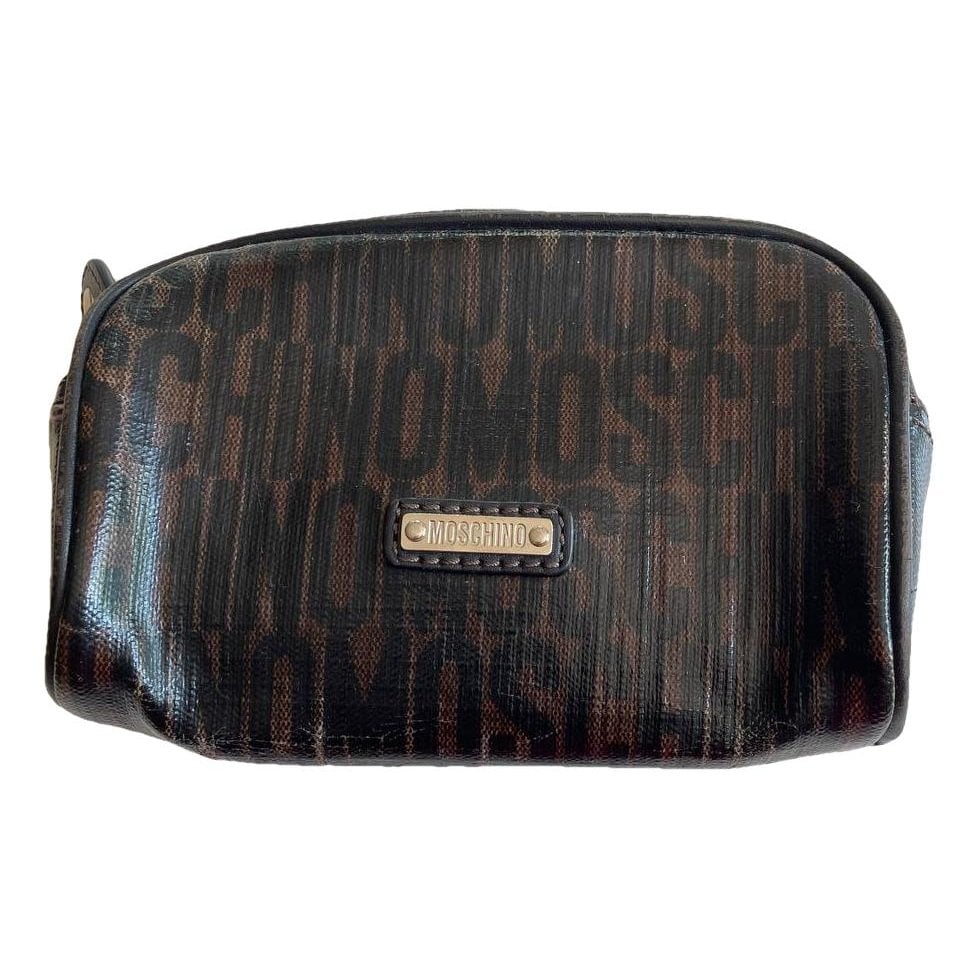 Leather clutch bag