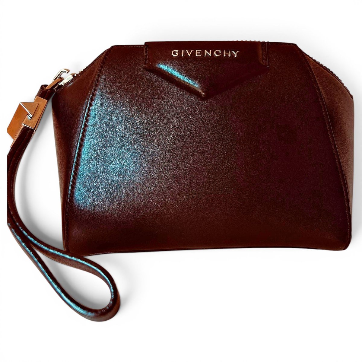 Antigona leather clutch bag
