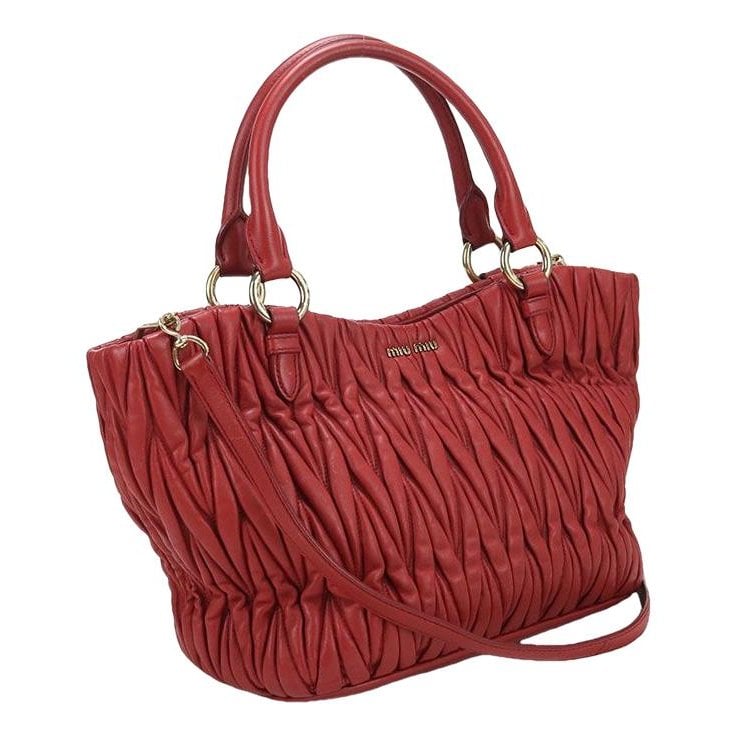 Matelassé leather handbag