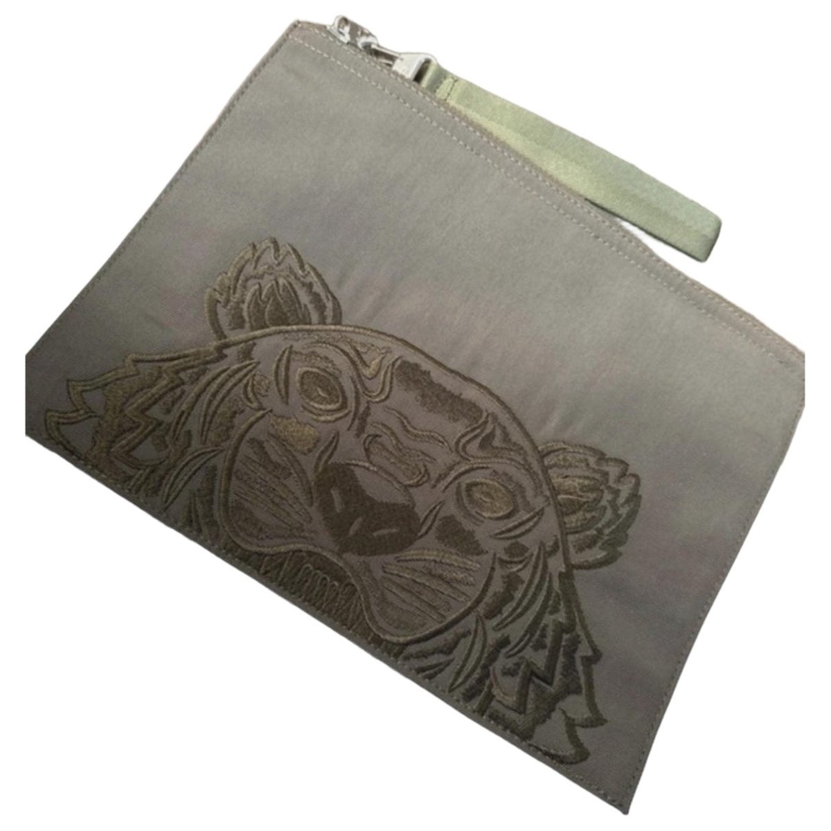 Tiger cloth clutch bag