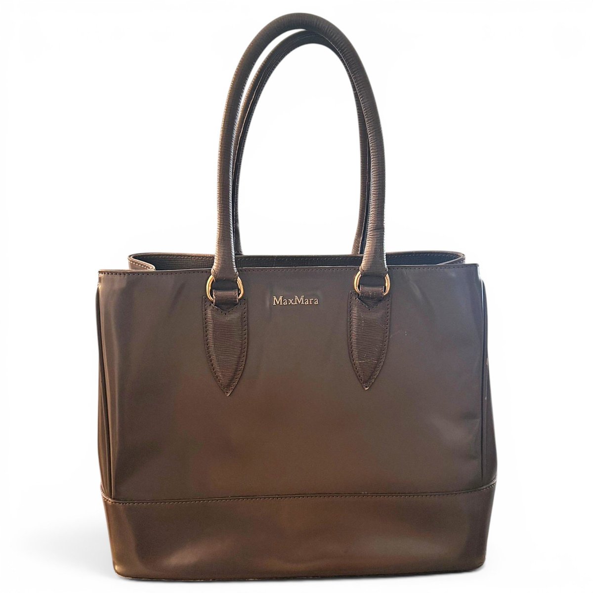 Patent leather handbag