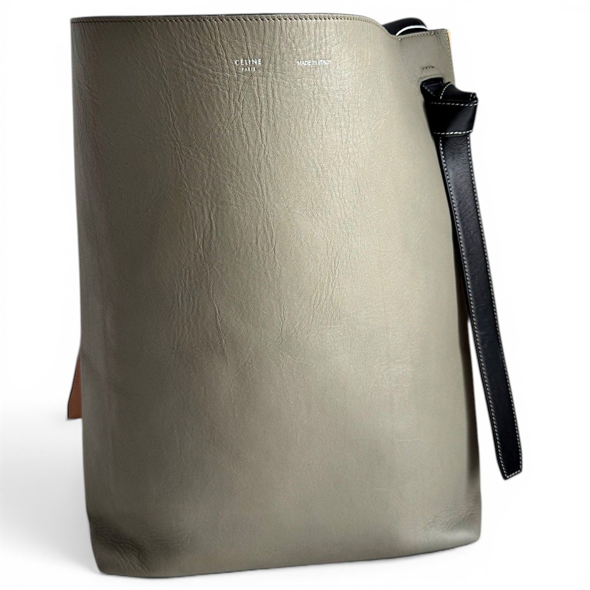 Twisted leather tote