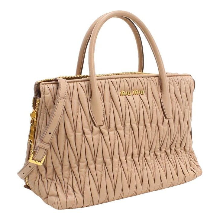 Matelassé leather handbag