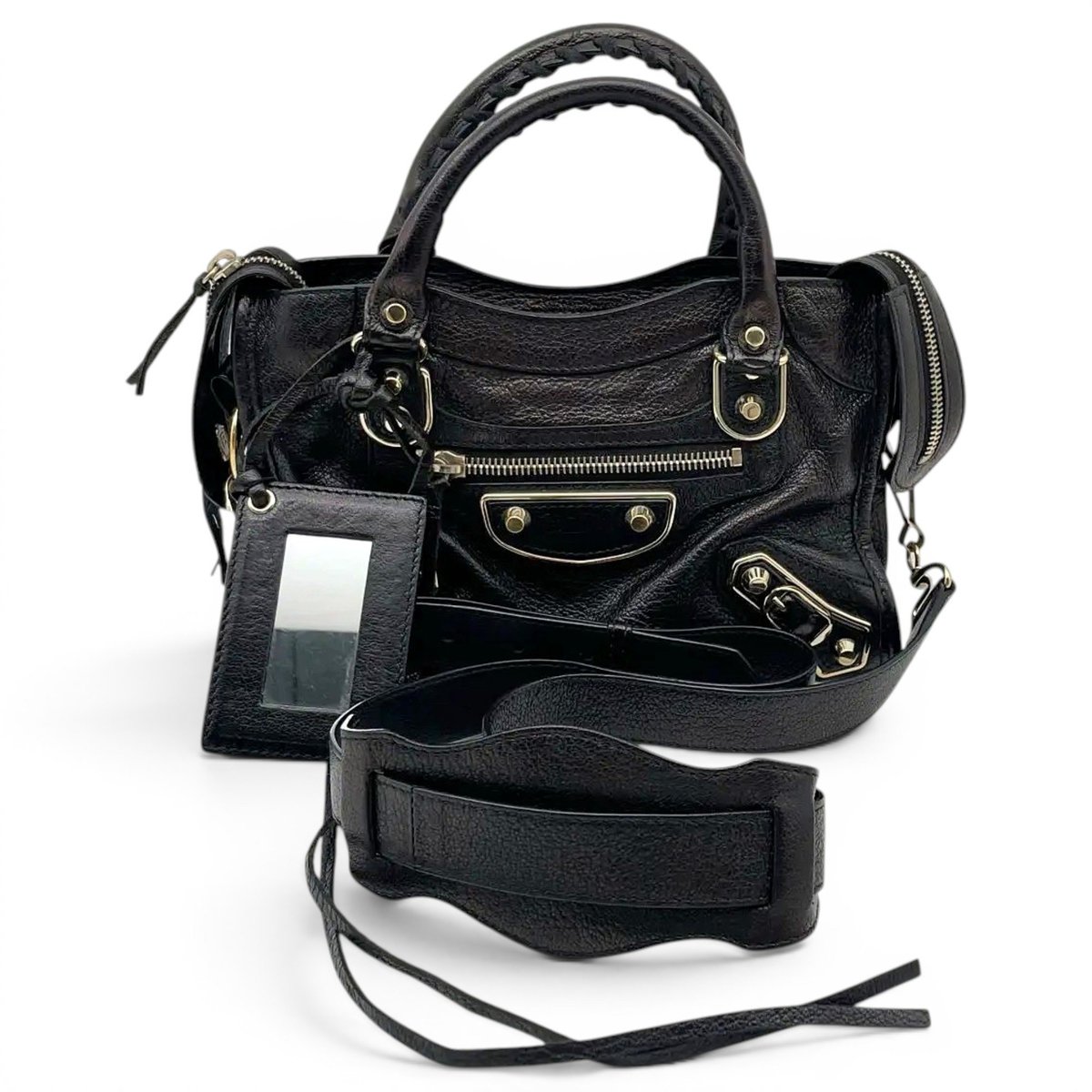 City leather crossbody bag