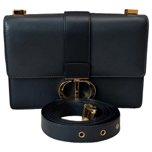 30 Montaigne leather crossbody bag