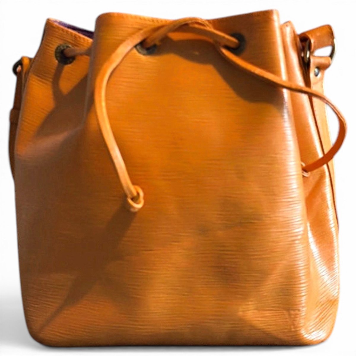 Noé leather handbag