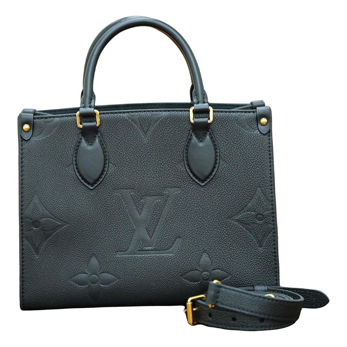Onthego leather handbag