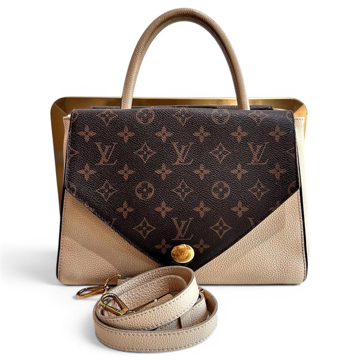 Double V leather handbag