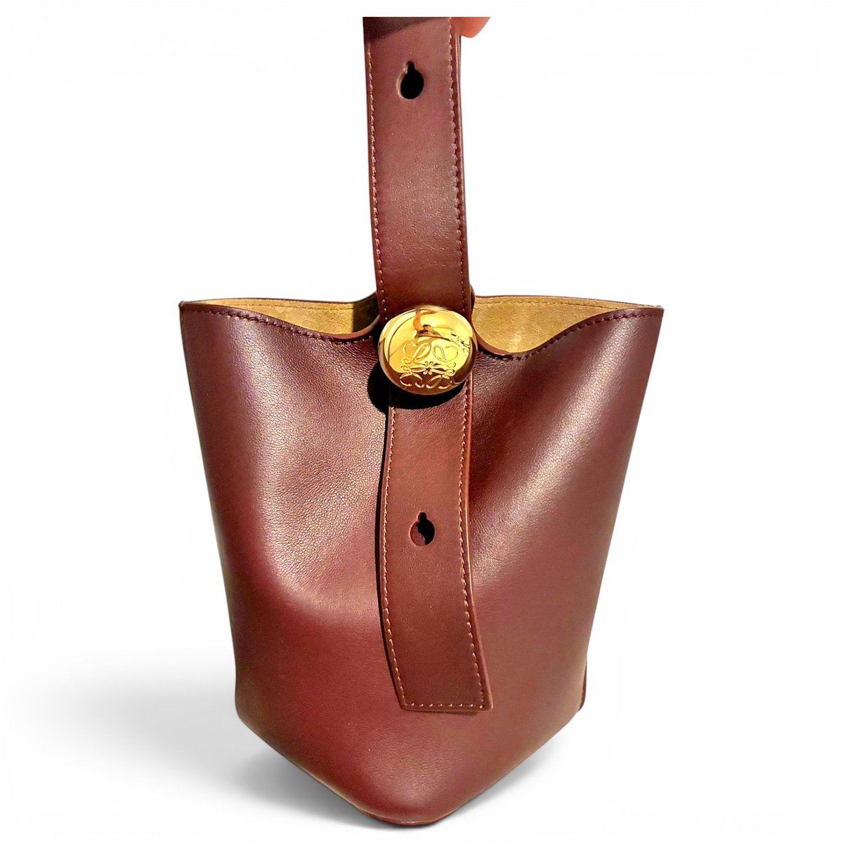 Loewe Pebble